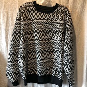 Topman black and whit zig zag graphic sweatshirt contrast trim size M